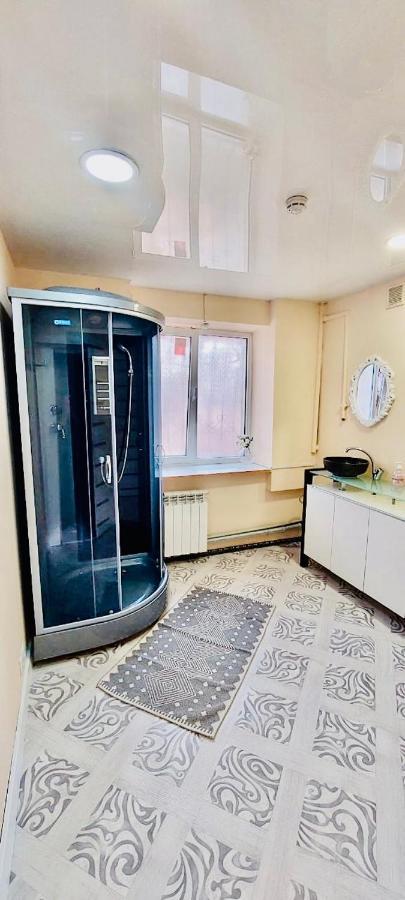 Like Home Hostel Na Shevchenko, 162Б Алмати Екстер'єр фото
